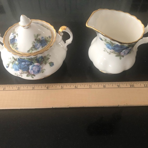 Royal Albert Moonlight Blue Bone China Sugar Bowl and Creamer Set with Gold Trim - Picture 8 of 11